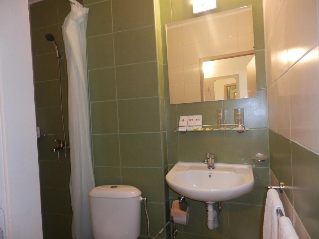 Olimpia Supersnab Hotel Balchik Exterior photo