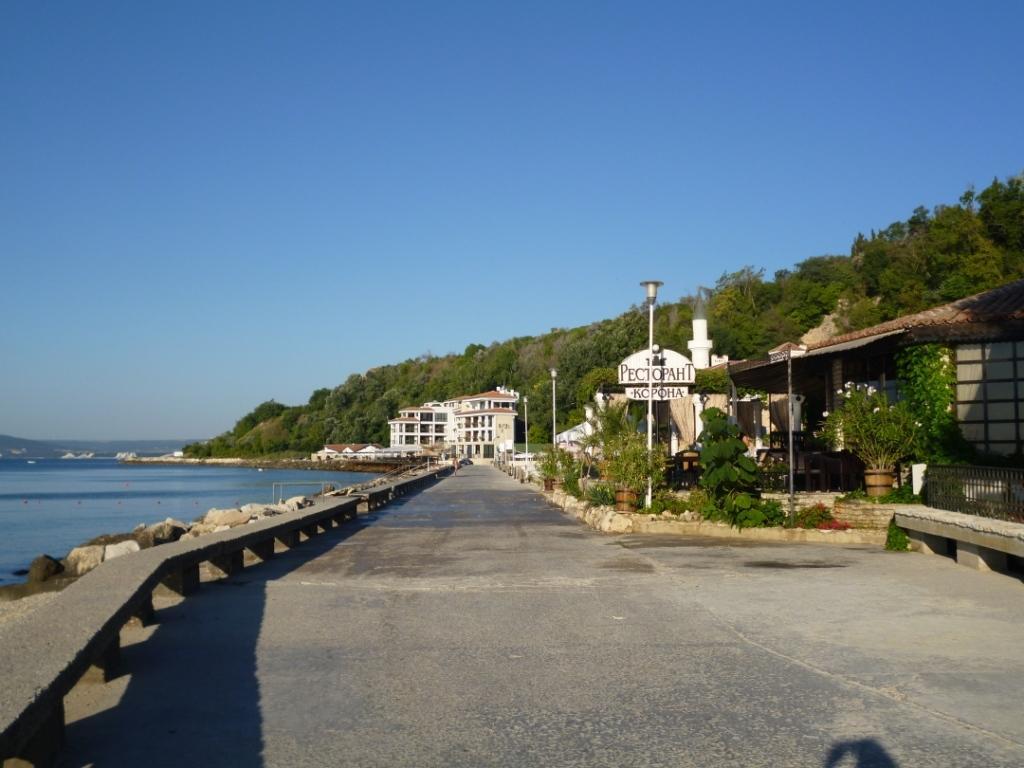 Olimpia Supersnab Hotel Balchik Exterior photo